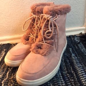 Cute Fashion Fuzzy Boots